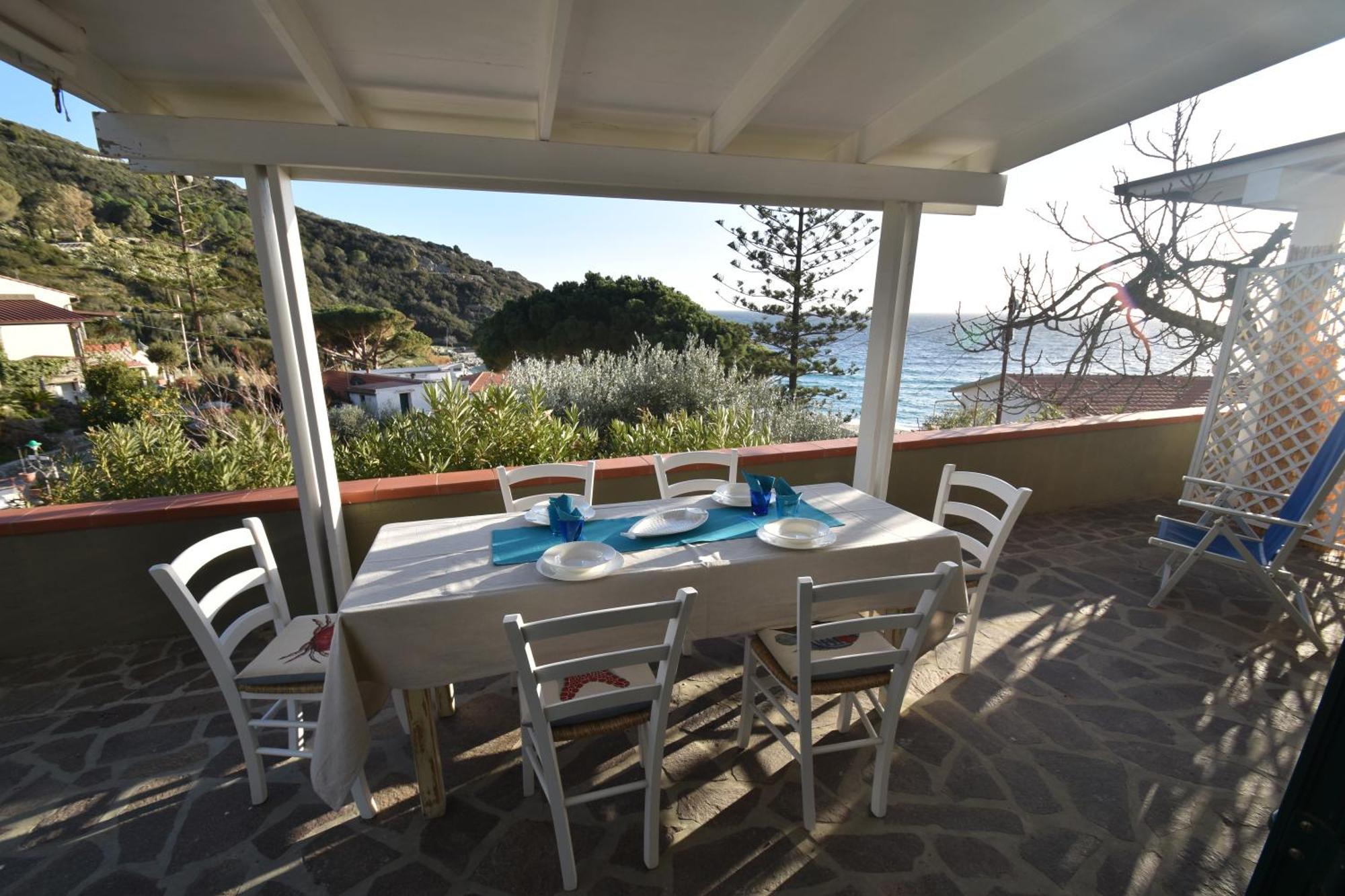 Appartamenti Cavoli - Vista Mare Con Terrazze, Clima E Posti Auto Spiaggia di Cavoli Kültér fotó